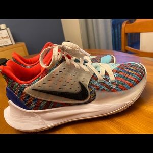 Kyrie 2 Low Nike Basketball Shoes
